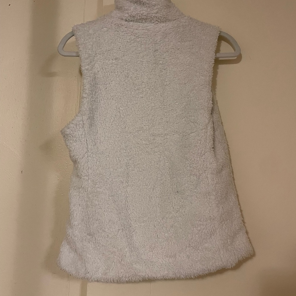 Patagonia Off-White Fleece Vest - Picture 3 of 5